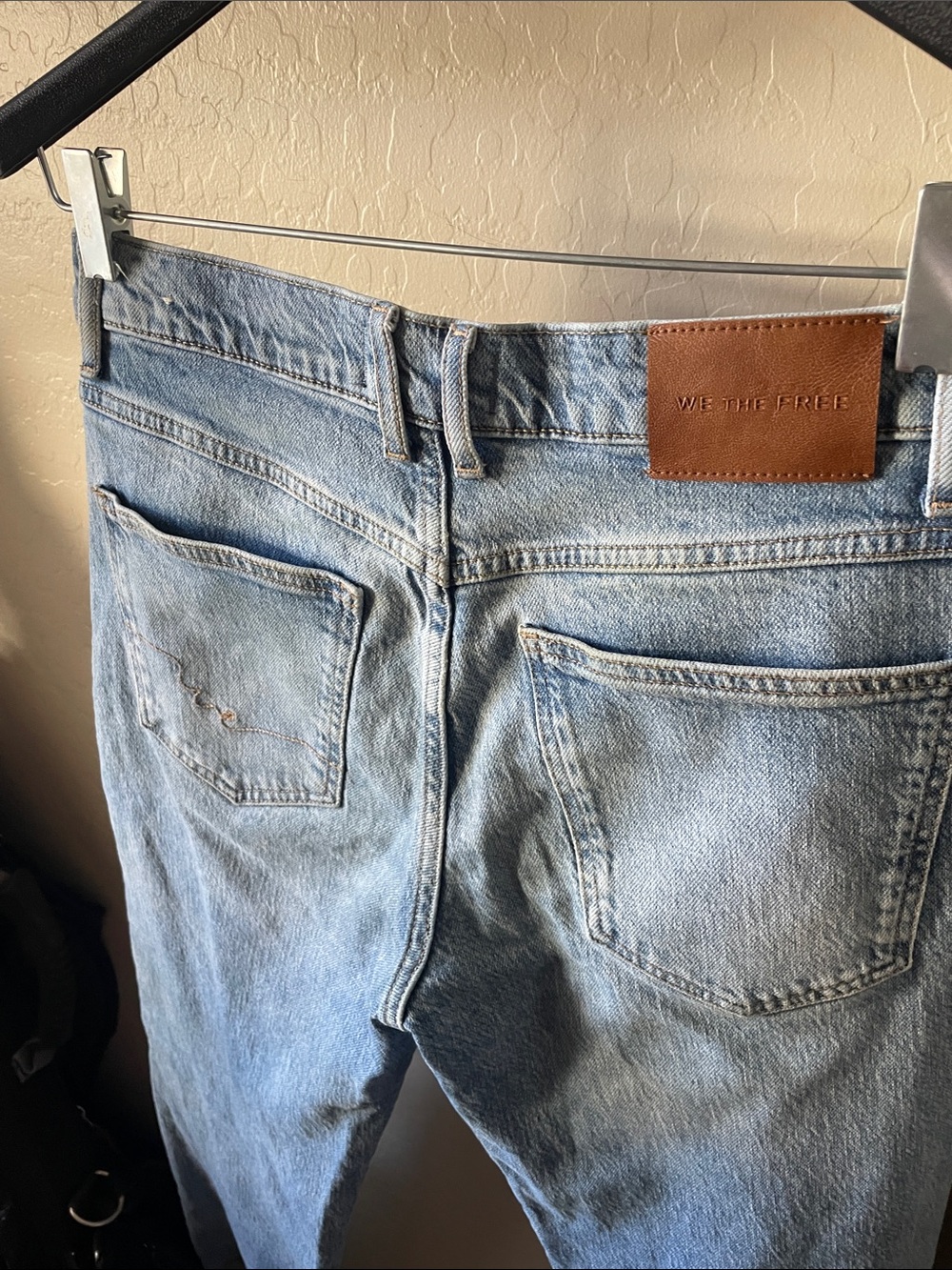 NWT FREE PEOPLE Risk Taker Mid-Rise Jeans! - Picture 8 of 8
